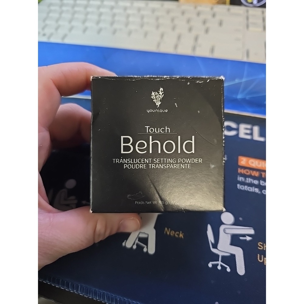 Younique Touch Behold TRANSLUCENT SETTING POWDER O.37 Oz NEW IN BOX Sealed